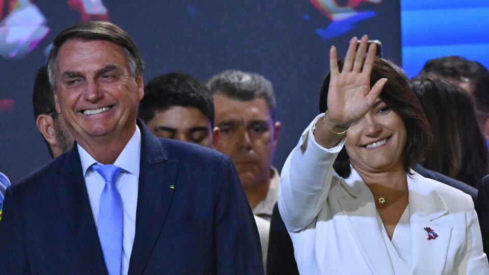 Michelle não exibiu vídeo de Eduardo a Jair Bolsonaro, diz PL Mulher