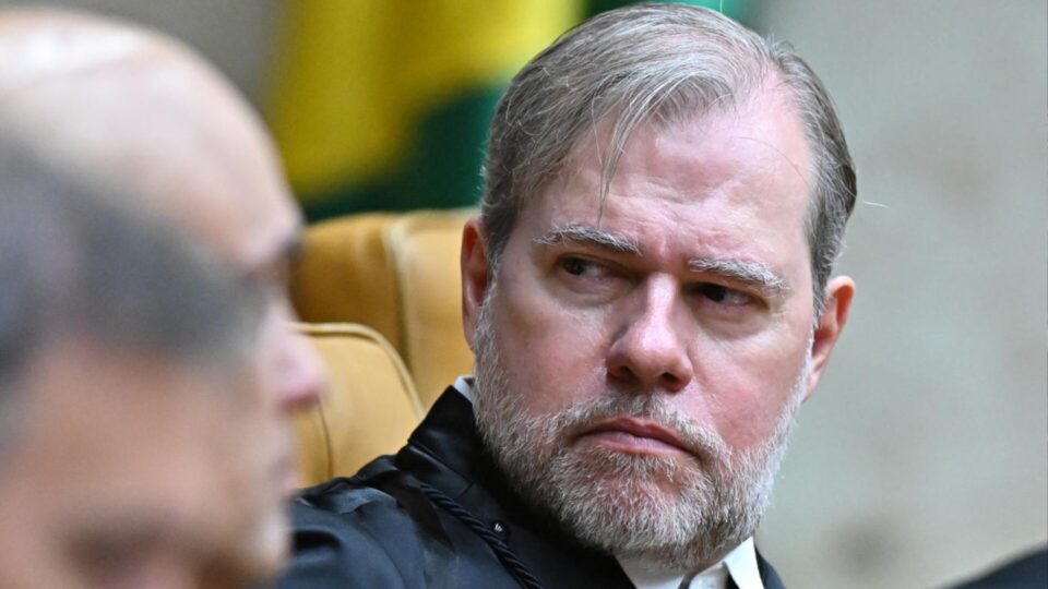 Delegados da PF querem direito de pedir afastamento de ministros de investigações
