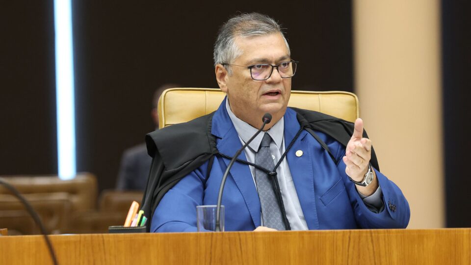 Lulinha ainda não está a salvo após Dino blindar lobista