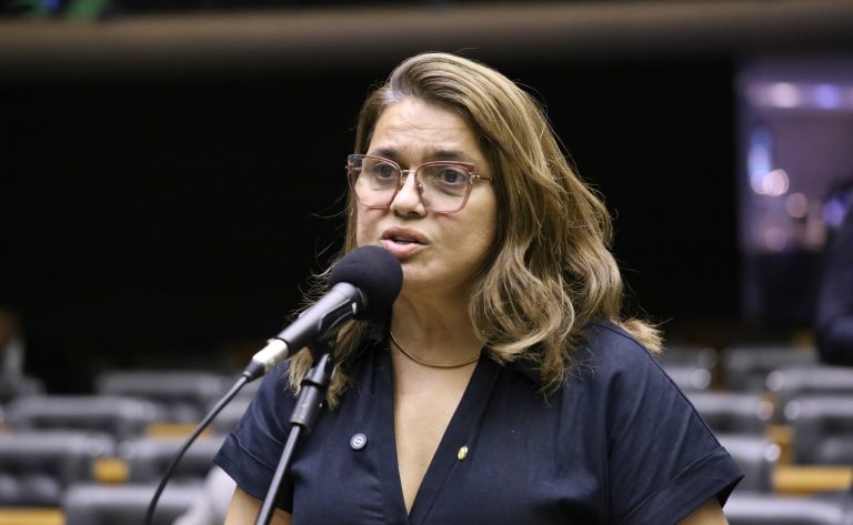 Câmara aprova projeto que cria o Dia Nacional do Concessionário de Veículos