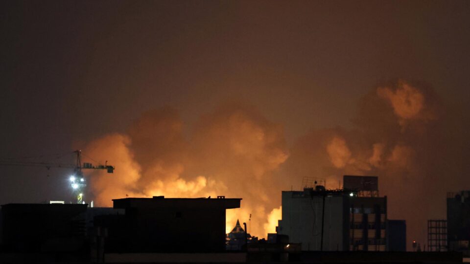 Nova onda de ataques incendiários no Golfo Pérsico fazem o petróleo disparar