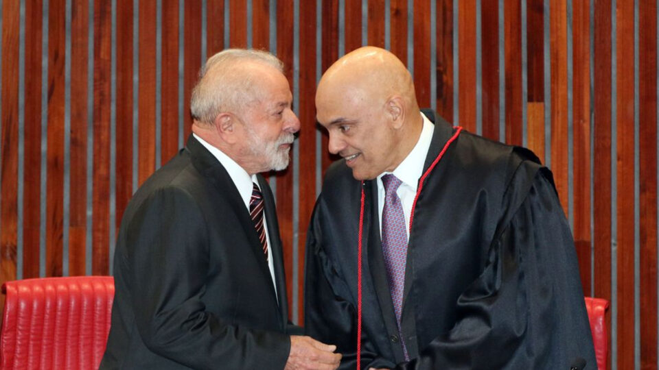 Desaprovação recorde e o fim da lua de mel entre Lula e STF