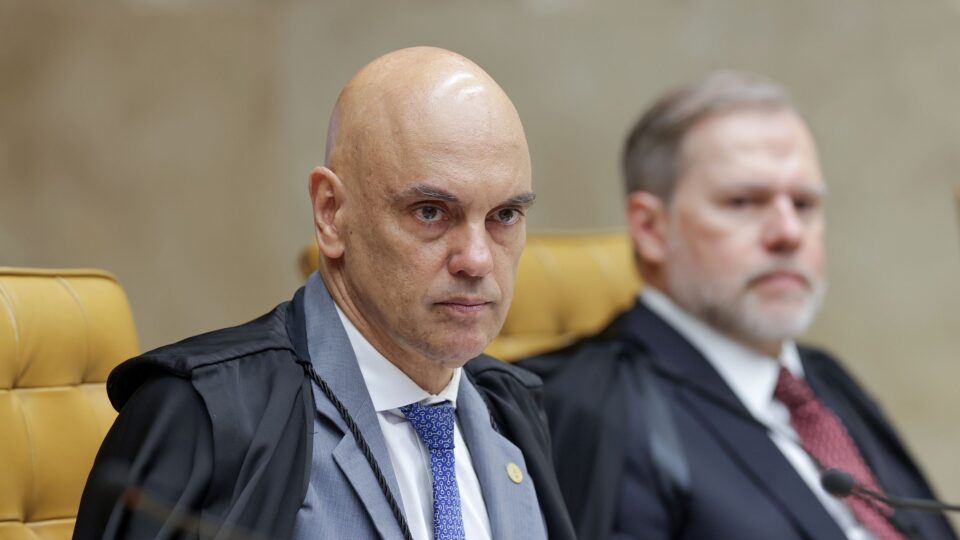 Confiança no STF despenca a mínimo histórico com desgaste ampliado pelo caso  Master