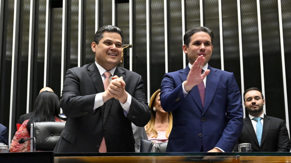 Acesso restrito no Congresso por ordem de Alcolumbre e Motta