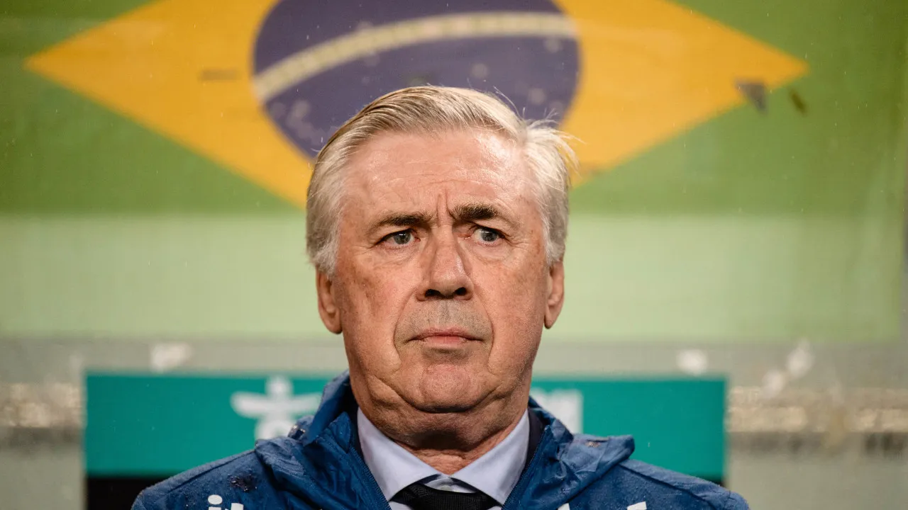 Convocação expõe busca de Ancelotti por defensores e meias