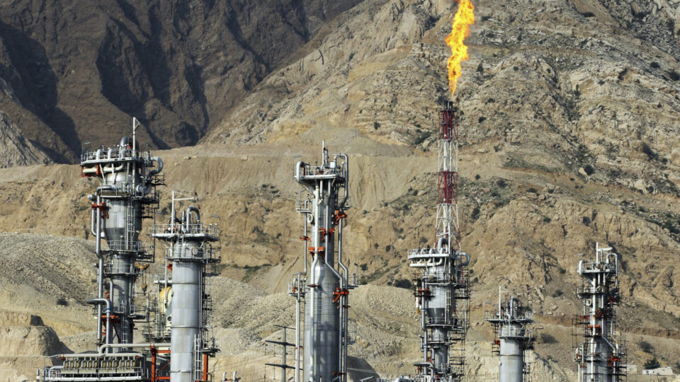 Trump ameaça destruir maior campo de gás do Irã após ataque no Catar