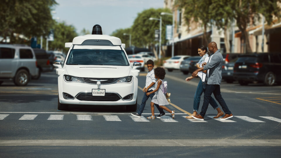 Carros sem motorista podem evitar um milhão de feridos no trânsito até 2035