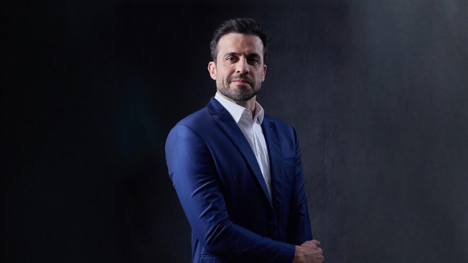 Pablo Marçal declara apoio a Flávio e diz que será “escudeiro” na disputa pelo Planalto