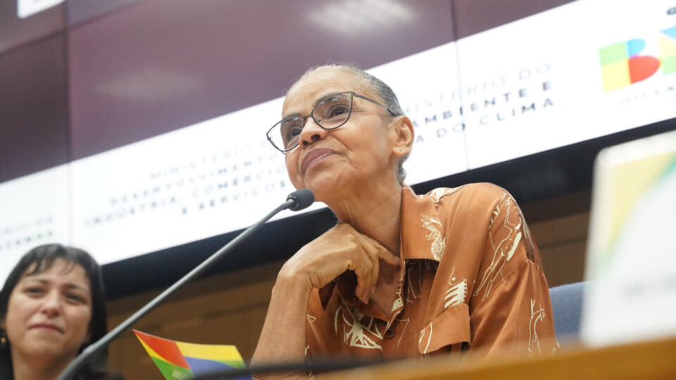 Direção nacional se diz indignada com permanência de Marina Silva na Rede
