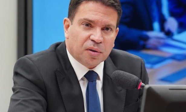 EUA afirmam que Ramagem está sujeito à deportação após ter visto vencido, diz portal