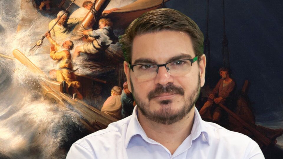 Que vontade de dar uns socos no Rodrigo Constantino!