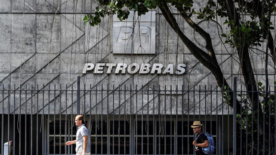 Petrobras nega defasagem nos preços dos combustíveis