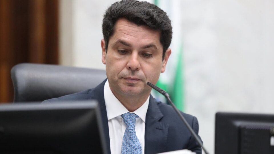 Alexandre Curi recua e aceita ser candidato a senador por grupo político de Ratinho Junior