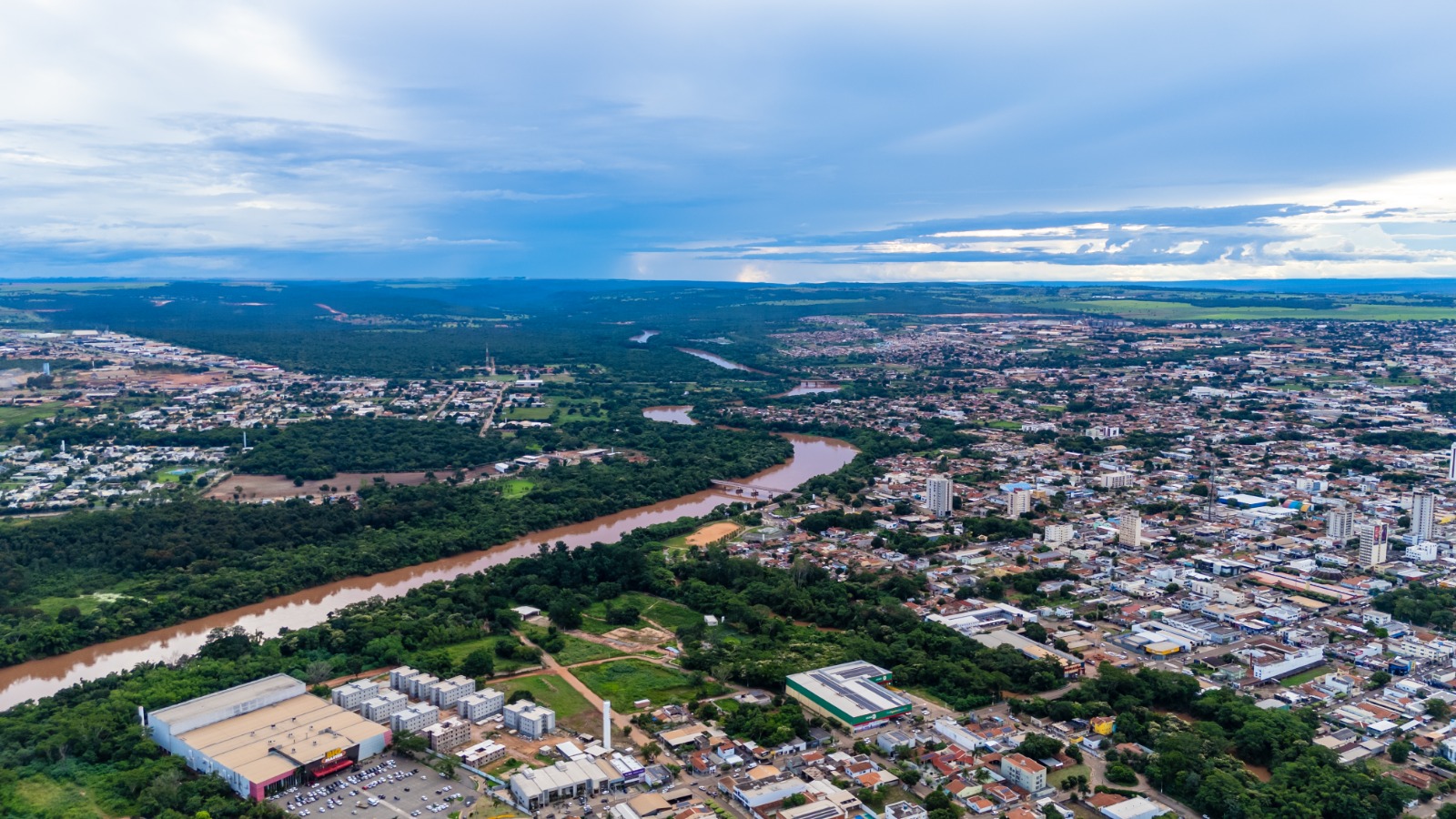 LIDERANÇA Rondonópolis fecha o trimestre como maior exportador de MT e 15º do Brasil Publicado em 08/04/26 às 08:52 SMDE