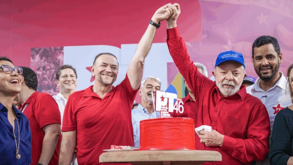 Presidente do PT confirma que Lula será candidato à reeleição