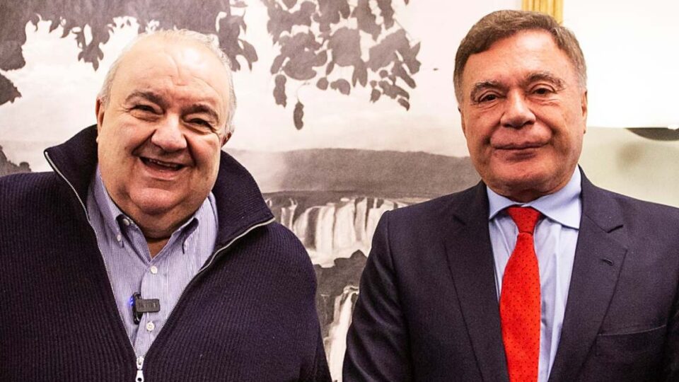 MDB oficializa pré-candidaturas de Rafael Greca ao governo e Alvaro Dias ao Senado