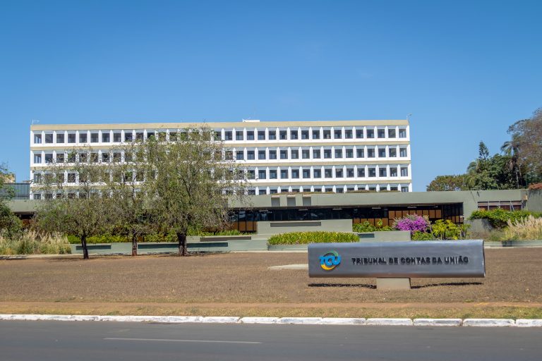 Sete deputados são indicados para concorrer a vaga da Câmara no TCU