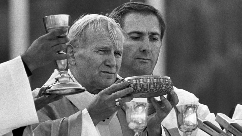 Recordando João Paulo II, o papa que mudou o mundo em que vivemos