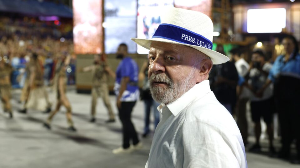 TCU investiga participação de servidores em desfile pró-Lula no Carnaval