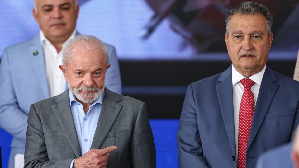 Rui Costa culpa juros, vendas online e bets por alto endividamento da população