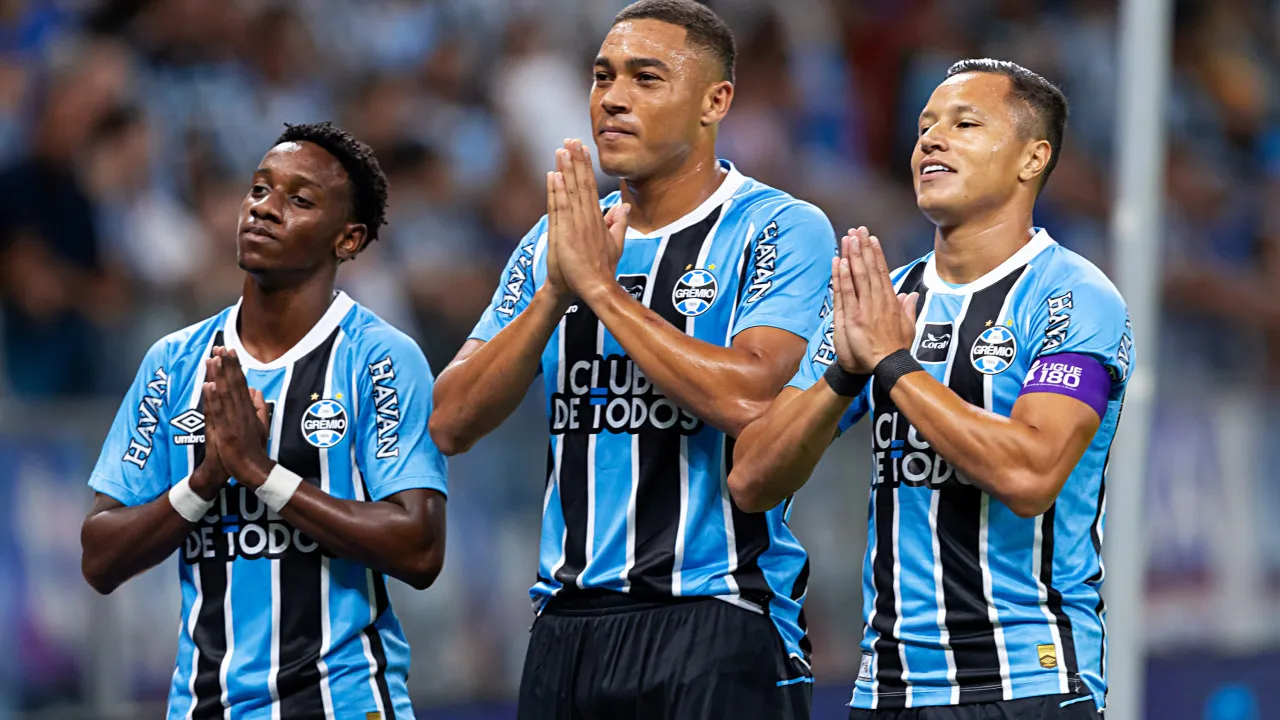 Grêmio recebe Deportivo Riestra (ARG) em busca da primeira vitória na Sul-Americana