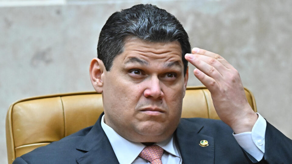Oposição eleva tom contra STF, fala em “guerra” e critica “covardia” de Alcolumbre
