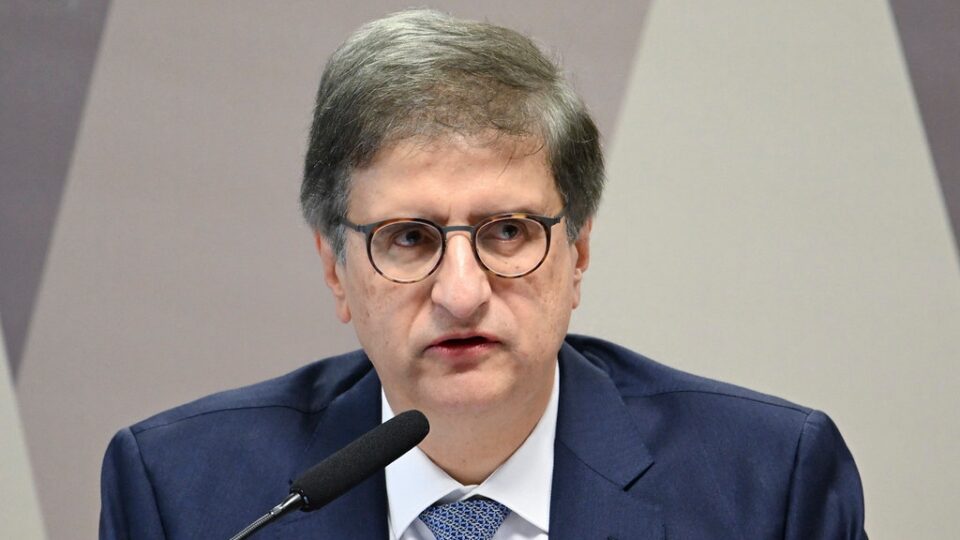 PGR defende eleição direta para mandato-tampão de governador no RJ