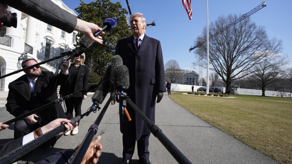 Ameaça de “aniquilação” e tensão máxima marcam o dia do ultimato de Trump ao Irã