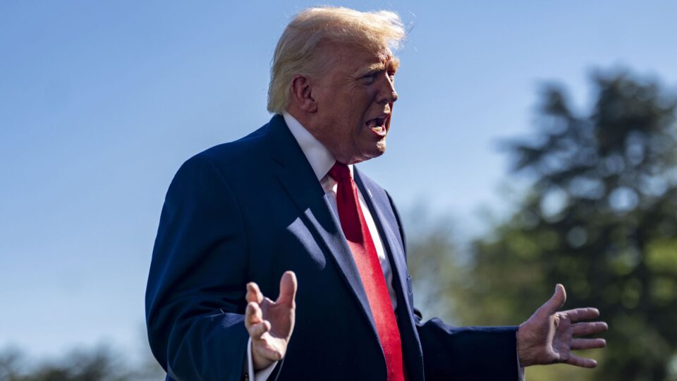 Trump prevê que Irã voltará à mesa de negociações com os EUA