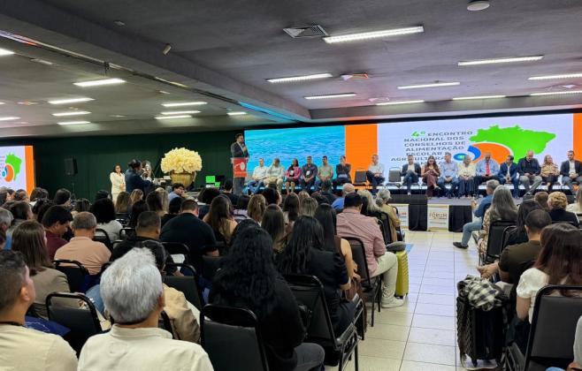 Encontro nacional debate fortalecimento da alimentação escolar e da agricultura familiar