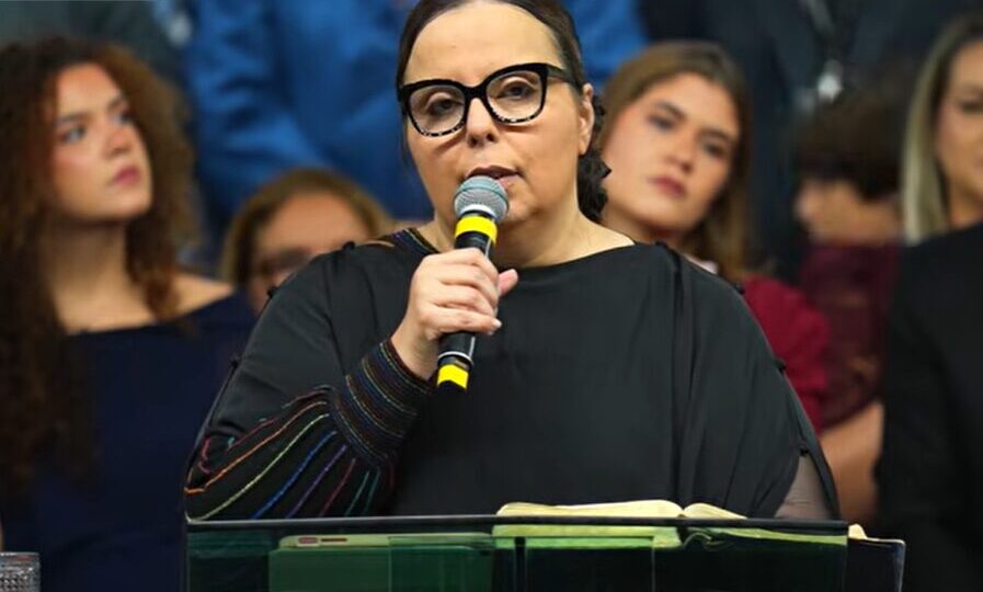 “Se a igreja cresce, o crime contra a mulher tem que diminuir”: quem é a pastora que viralizou com alerta sobre violência doméstica