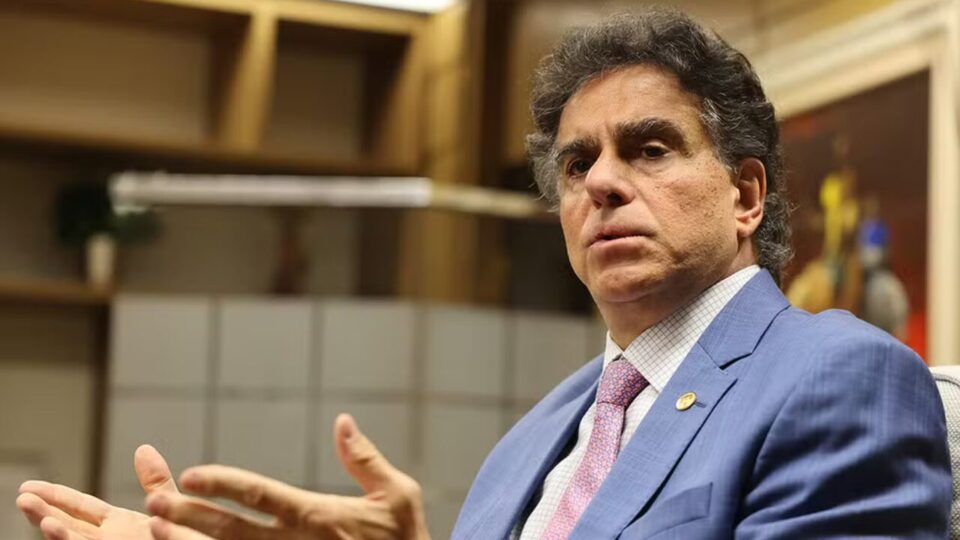 Quem é o presidente do TST, que se diz “vermelho” e recebeu a “dama do tráfico”