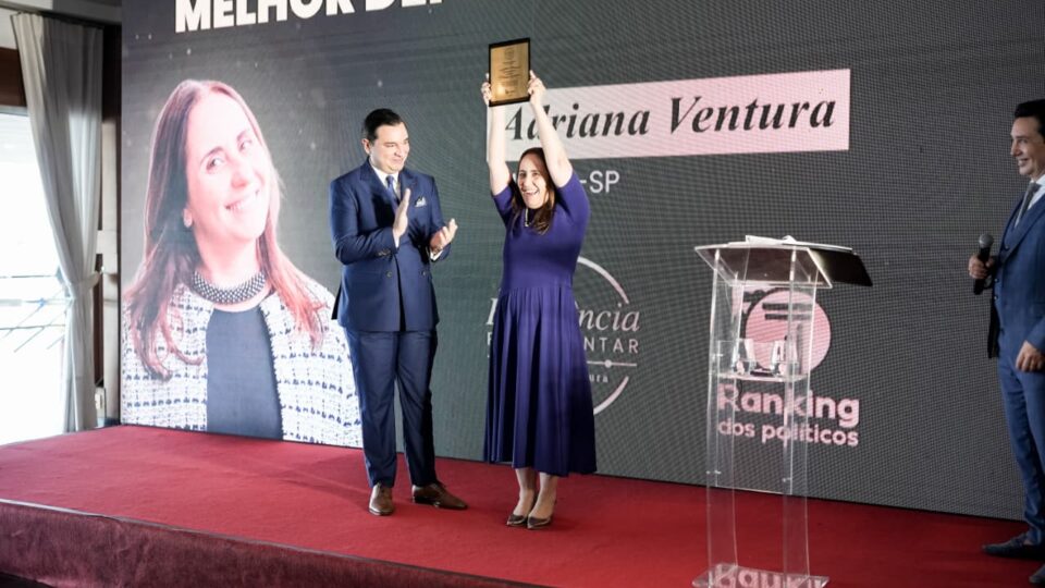 Ranking dos Políticos premia 100 parlamentares mais bem avaliados da atual legislatura