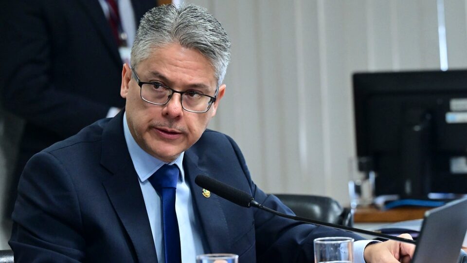 Afinal, o Senado pode investigar os ministros do STF?