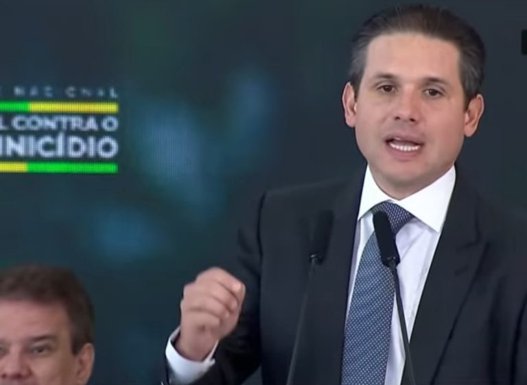 Motta destaca aprovação de 73 propostas pela Câmara no enfrentamento ao feminicídio