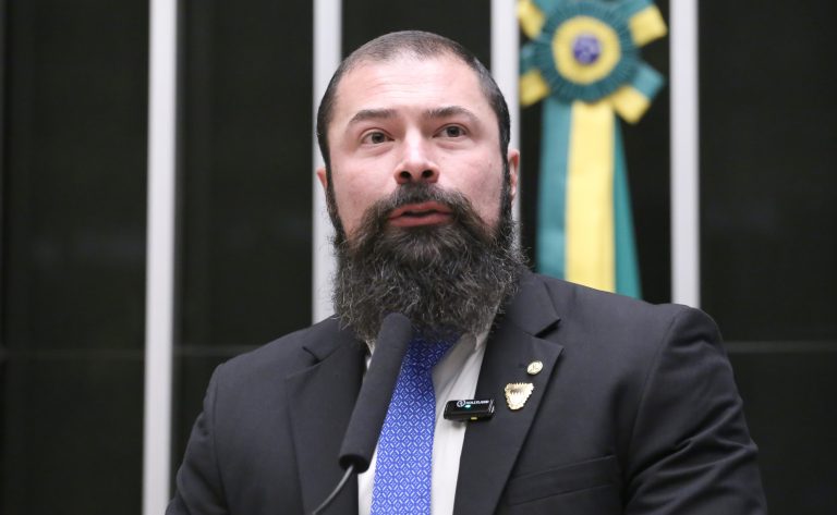 Comissão aprova uso de recursos do fundo de segurança pública para defesa jurídica de policiais