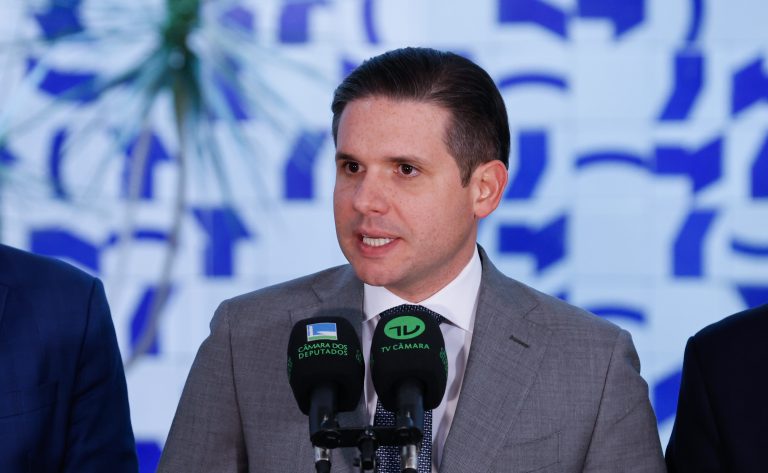 Motta sobre o fim da escala 6×1: “O Brasil real não está na avenida Paulista”