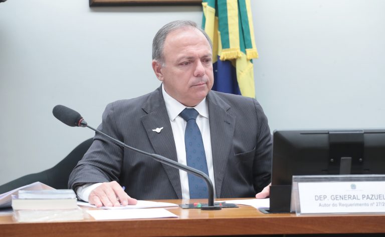 Comissão aprova cotas para ex-militares temporários em editais de obras públicas