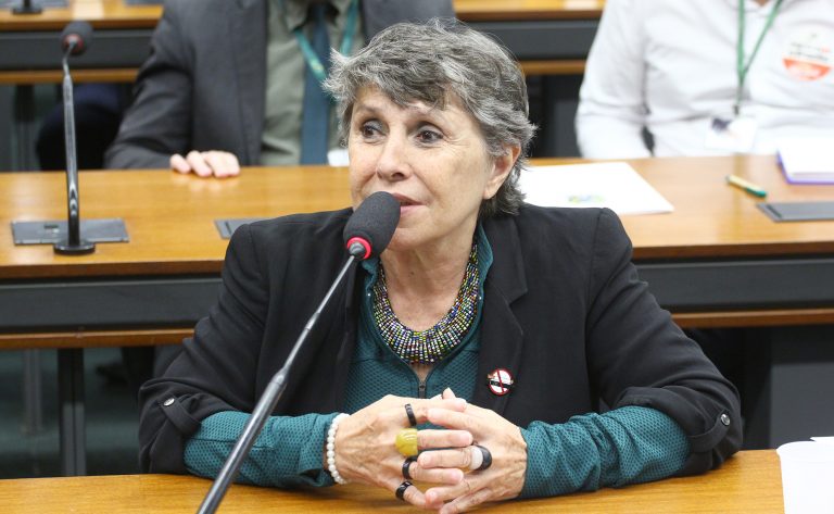 Comissão debate situação atual e desafios da Universidade do Distrito Federal