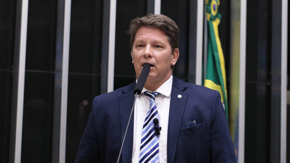 Quem financiou o filme sobre a vida de Jair Bolsonaro?