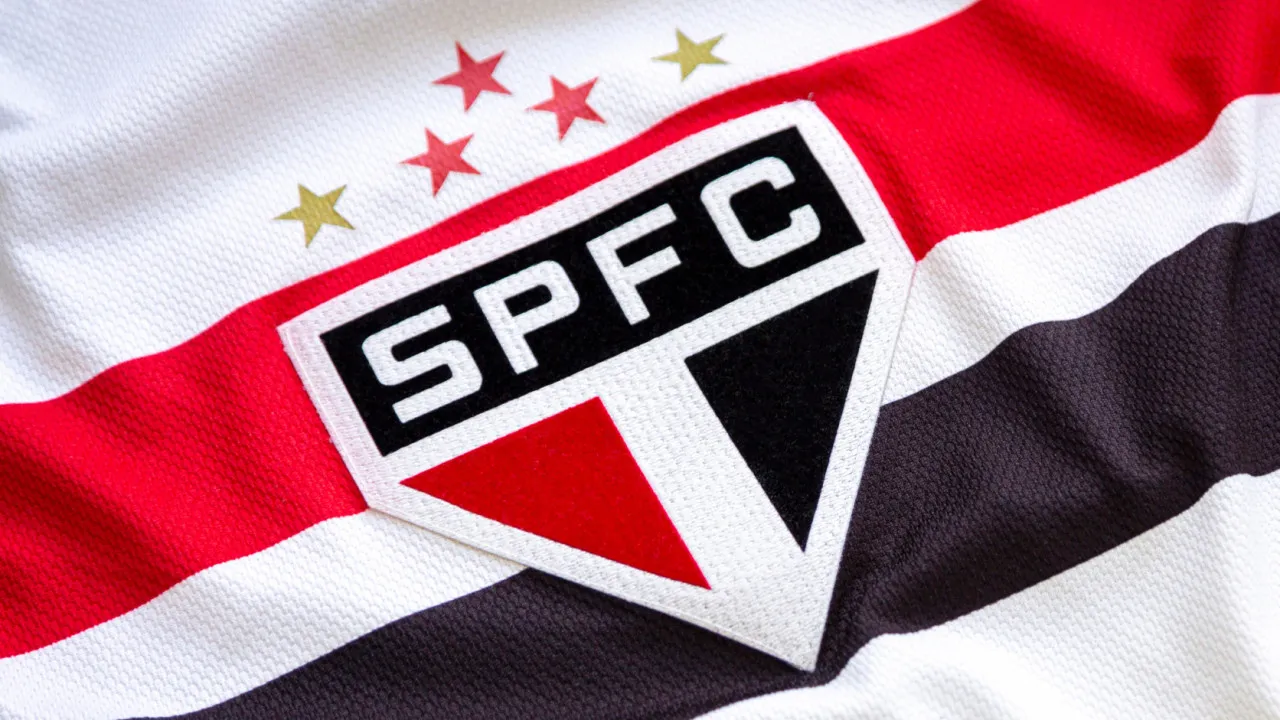 São Paulo consulta volante do Botafogo, mas encontra entrave no negócio