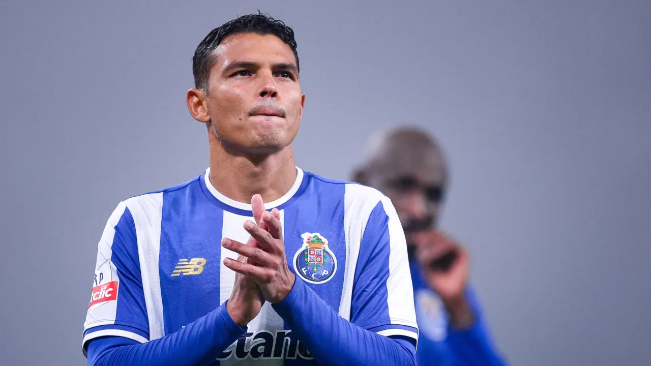 Thiago Silva deixa o FC Porto: “Tudo valeu a pena”, diz veterano