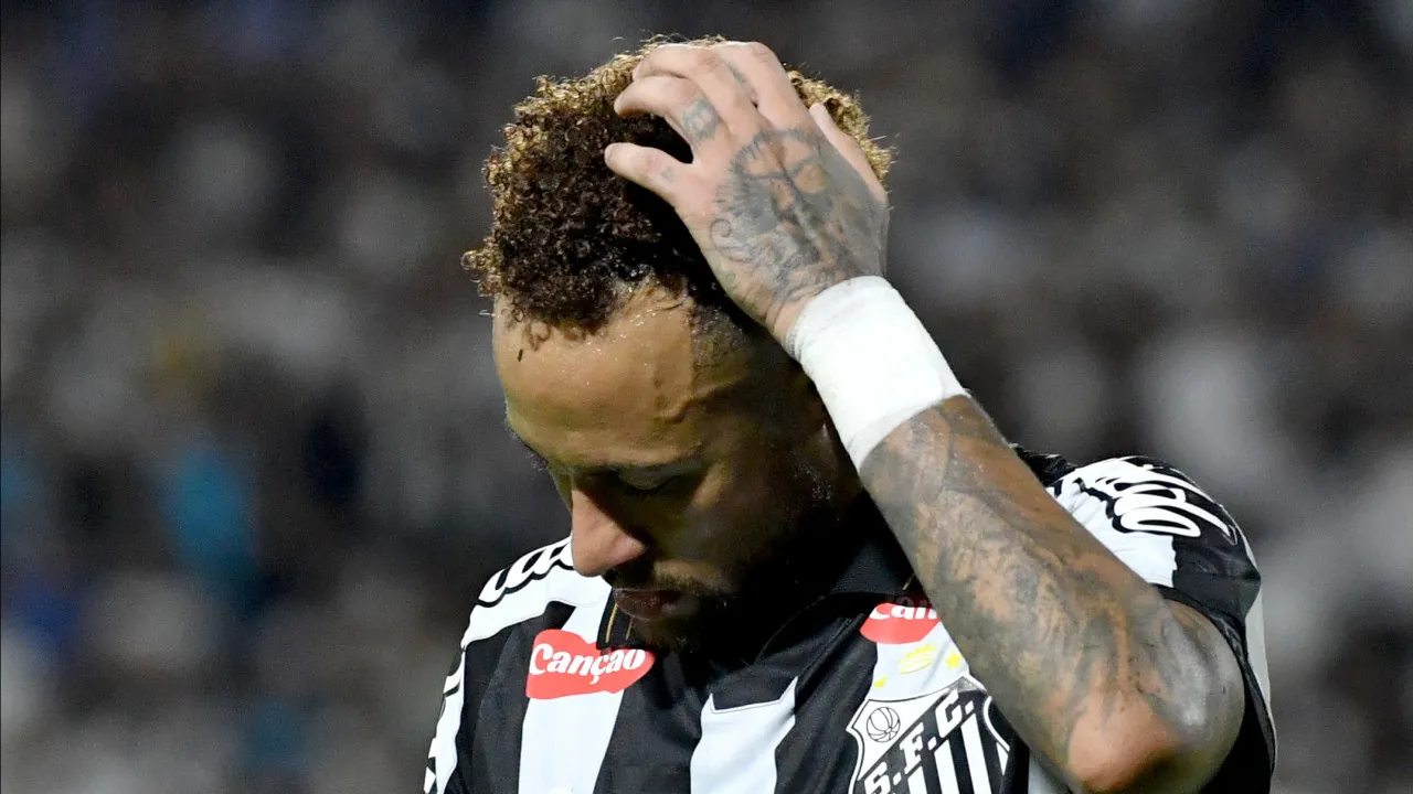 Neymar quebra silêncio sobre desentendimento com Robinho Jr: “Do futebol”