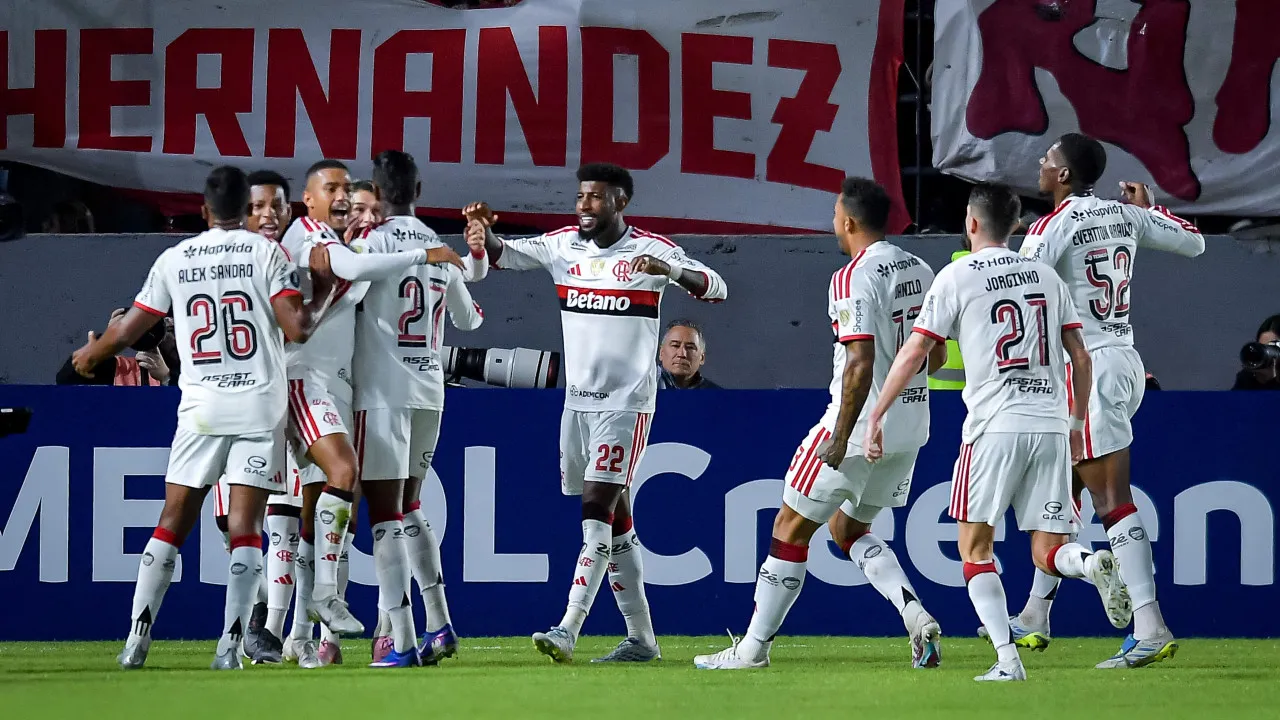 Flamengo defende a liderança na Libertadores diante do Independiente Medellin