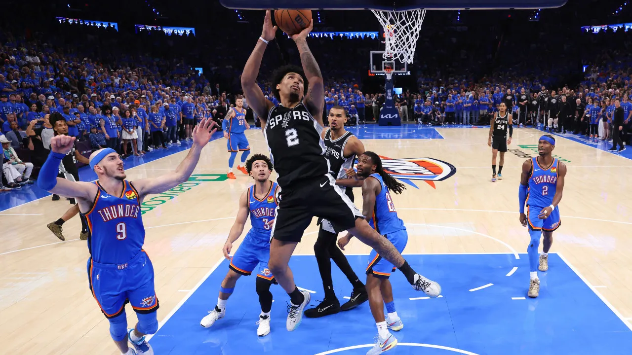 Spurs derrotam Oklahoma e garantem vaga na final da NBA