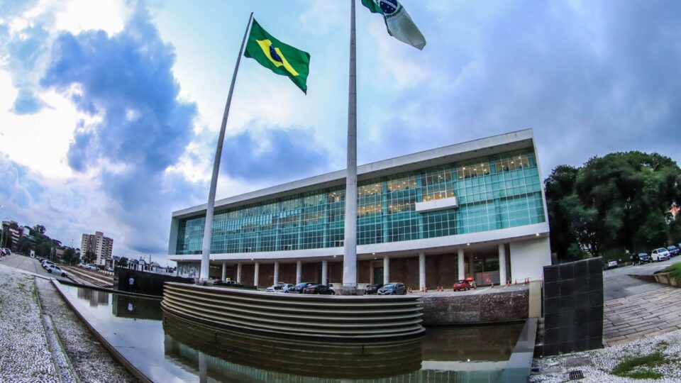 Assessor da Casa Civil do Paraná é investigado pelo Gaeco por lavagem de dinheiro