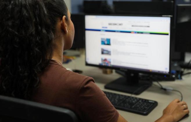 Governo de MT abre inscrições para contratar adolescentes em programa de valorização feminina