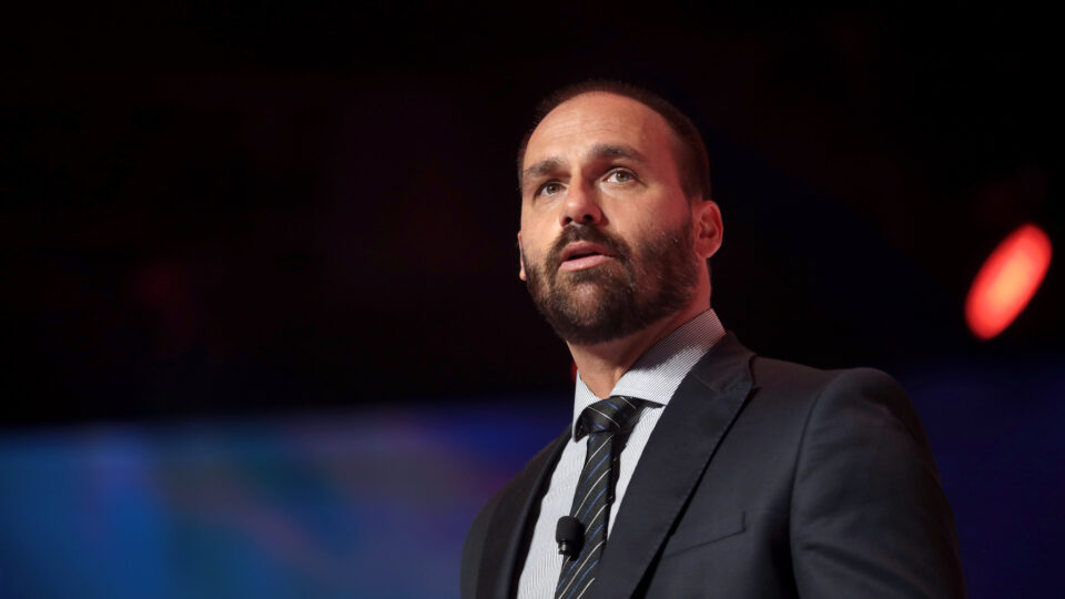 O que Eduardo Bolsonaro disse sobre o Pix e o sistema de pagamento instantâneo dos EUA