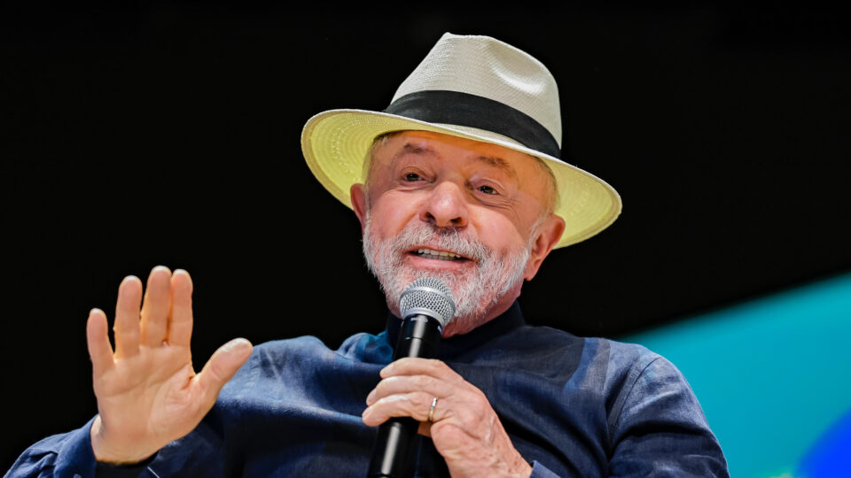O presidente, o enforcamento e a regulação