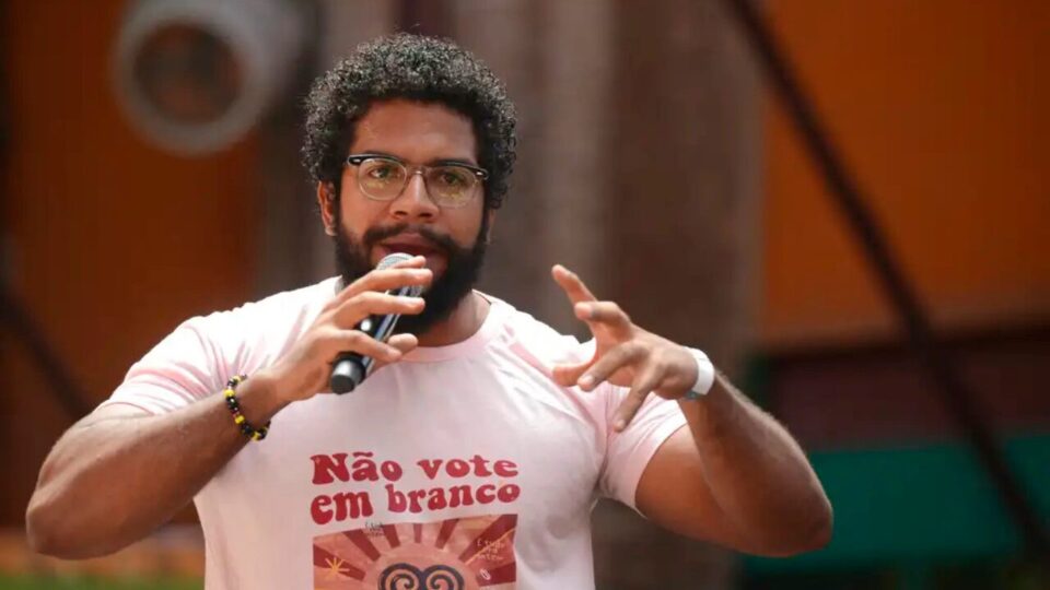 Por que o influenciador Jones Manoel rompeu com o partido comunista?